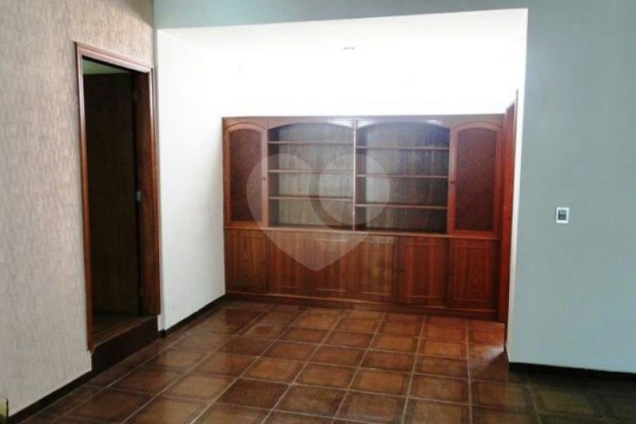 Sobrado à venda com 3 quartos, sendo 1 suíte, em Tremembé, São Paulo, SP