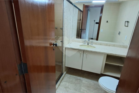 Apartamento para alugar com 4 quartos, sendo 3 suítes, em Santo Amaro, São Paulo, SP