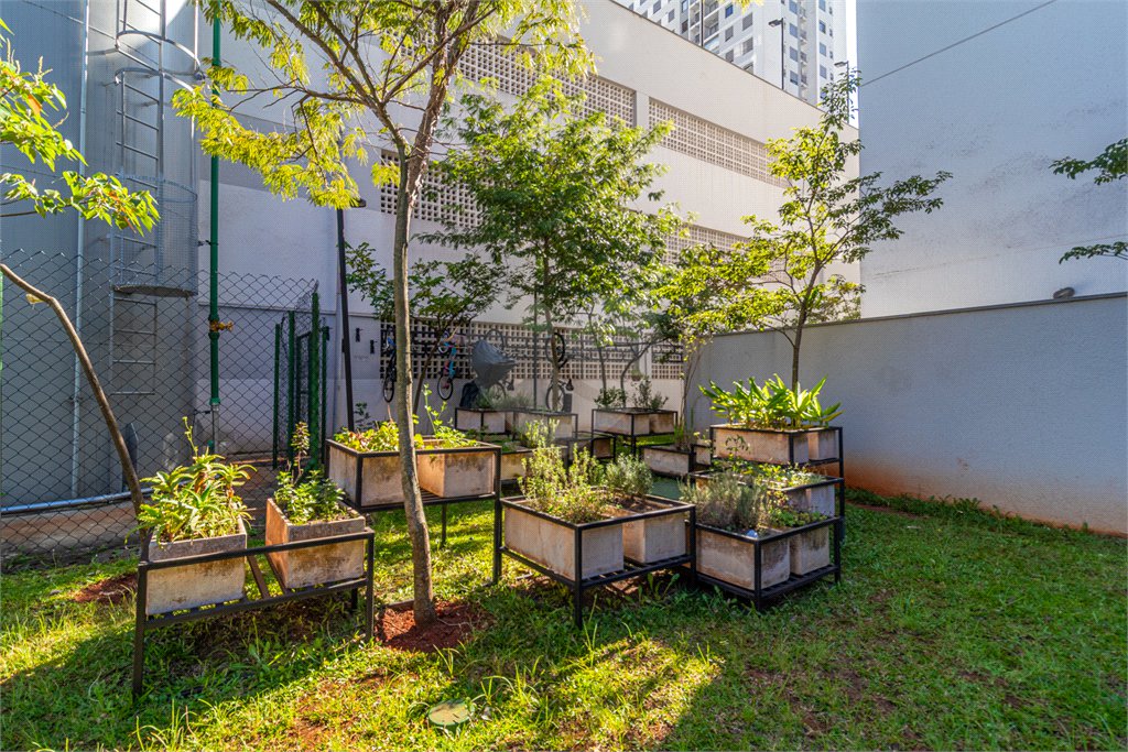 Apartamento à venda com 2 quartos em Santo Amaro, São Paulo, SP
