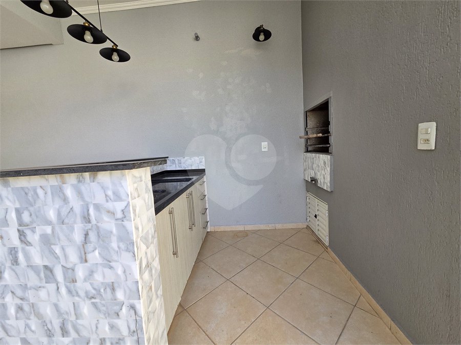 Casa para alugar com 3 suítes no condomínio Residencial Villa dos Inglezes, Sorocaba - SP