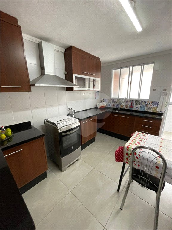 Apartamento na Água Fria – 2 Dormitórios, Cozinha Planejada e Excelente Localização