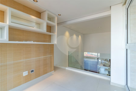 APARTAMENTO PARA LOCAÇÃO COM 151M2 - 3 QUARTOS ( 2 SUÍTES ) - 3 VAGAS NO JARDIM AMÉRICA.