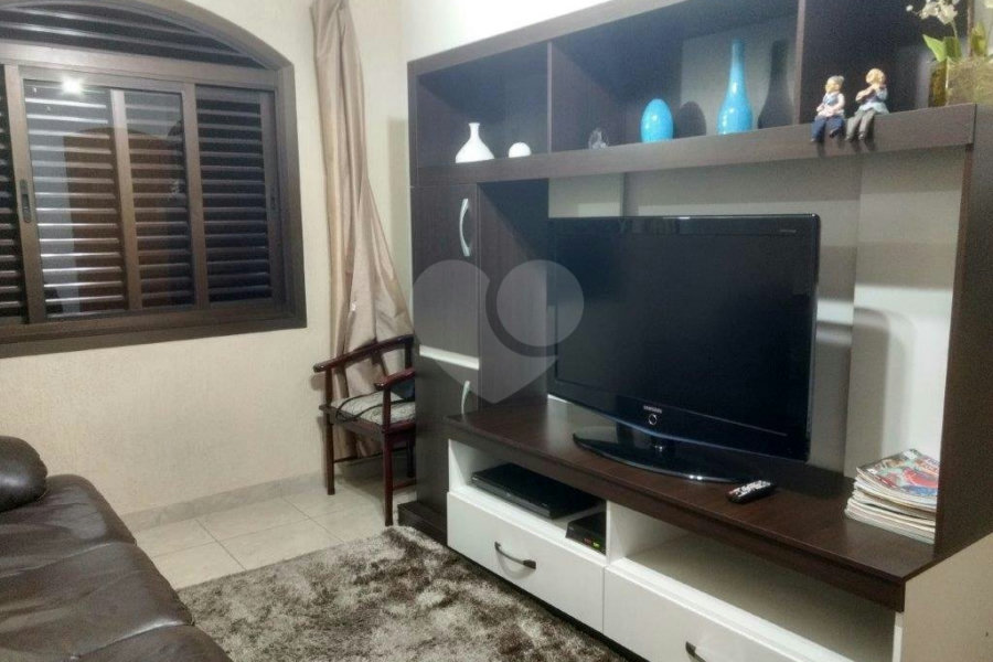 Sobrado à venda com 3 suítes em Santana, São Paulo, SP