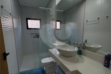 Casa à venda com 3 quartos, sendo 1 suíte, no condomínio Bosque dos Pires, Itatiba - SP