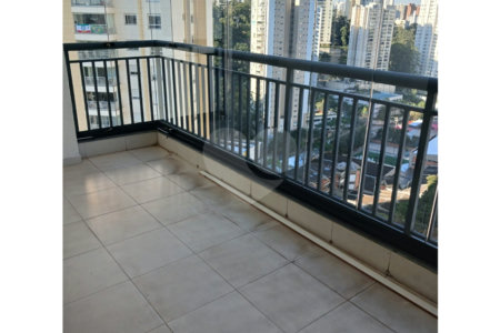Apartamento para alugar com 2 quartos, sendo 1 suíte,  em Vila Andrade, São Paulo, SP