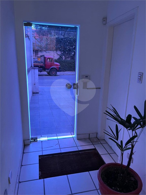 Sobrado à venda ou para alugar com 2 suítes em Itaim Bibi, São Paulo, SP