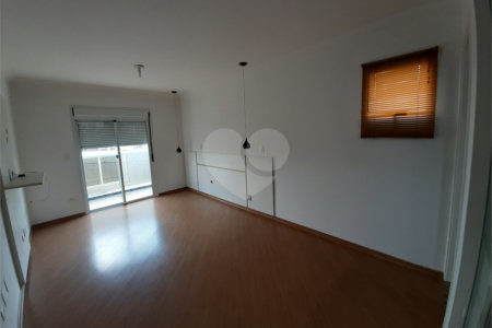 Apartamento à venda com 3 quartos, sendo 1 suíte,  em Água Fria, São Paulo, SP