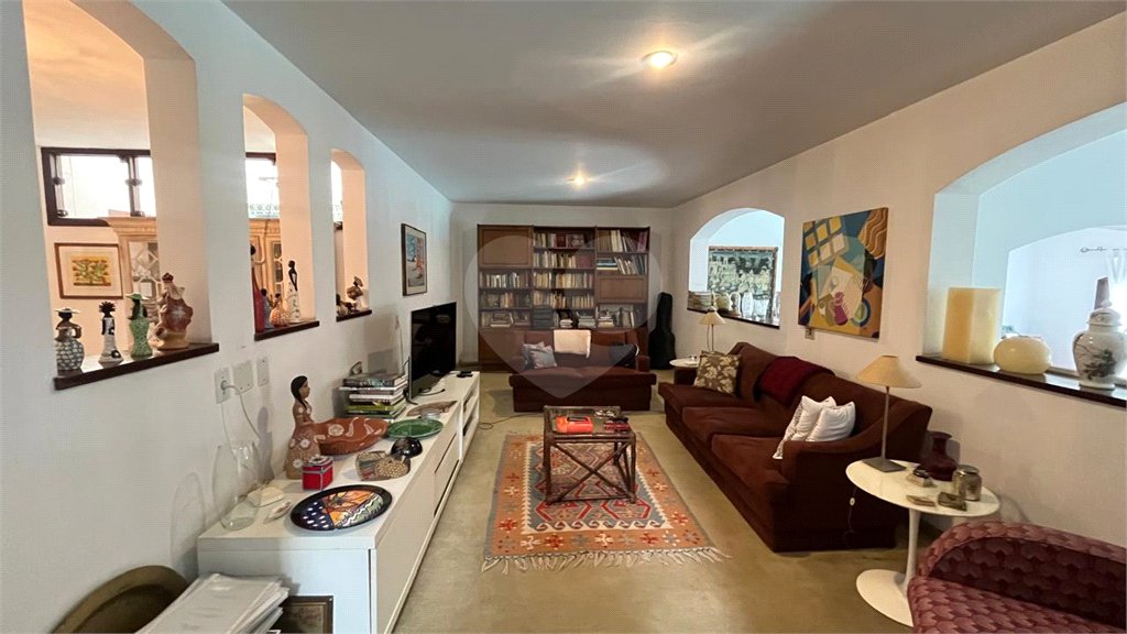 Casa à venda com 4 quartos, sendo 2 suítes, em Lar São Paulo, São Paulo, SP