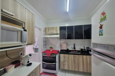 Casa Térrea à venda com 2 quartos, sendo 1 suíte,  em Jardim Wanel Ville V, Sorocaba, SP
