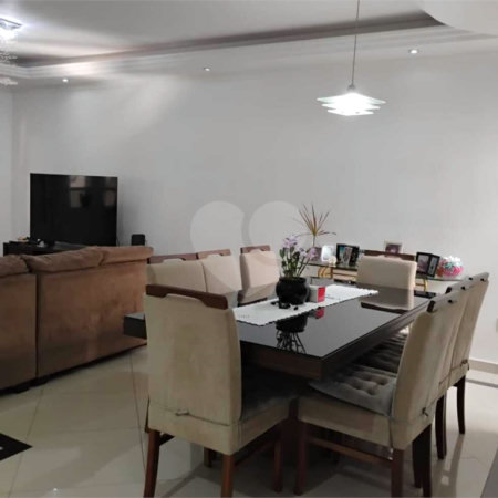 Casa à venda com 4 quartos, sendo 1 suíte,  em Jardim Ermida II, Jundiaí, SP