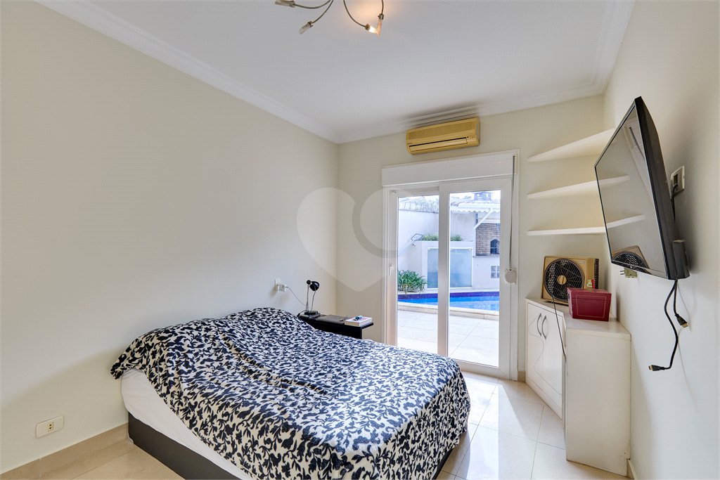 Casa de Vila à venda com 4 quartos, sendo 2 suítes, em Campo Grande, São Paulo, SP