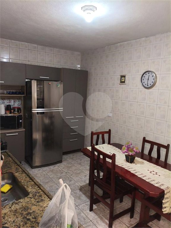 Sobrado à venda com 4 quartos, sendo 2 suítes, em Tremembé, São Paulo, SP