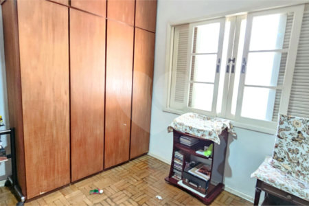 Casa à venda com 4 quartos, sendo 2 suítes,  em Jardim Maristela, São Paulo, SP