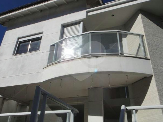 Casa à venda com 3 suítes no condomínio Villa Castanheira, São Paulo - SP
