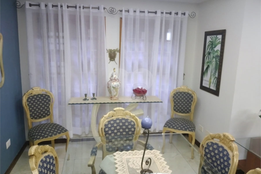 Casa à venda com 4 quartos, sendo 3 suítes, no condomínio Da Serra, São Paulo - SP