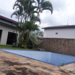 Casa à venda com 4 quartos, sendo 3 suítes, no condomínio Arujá 5, Arujá - SP