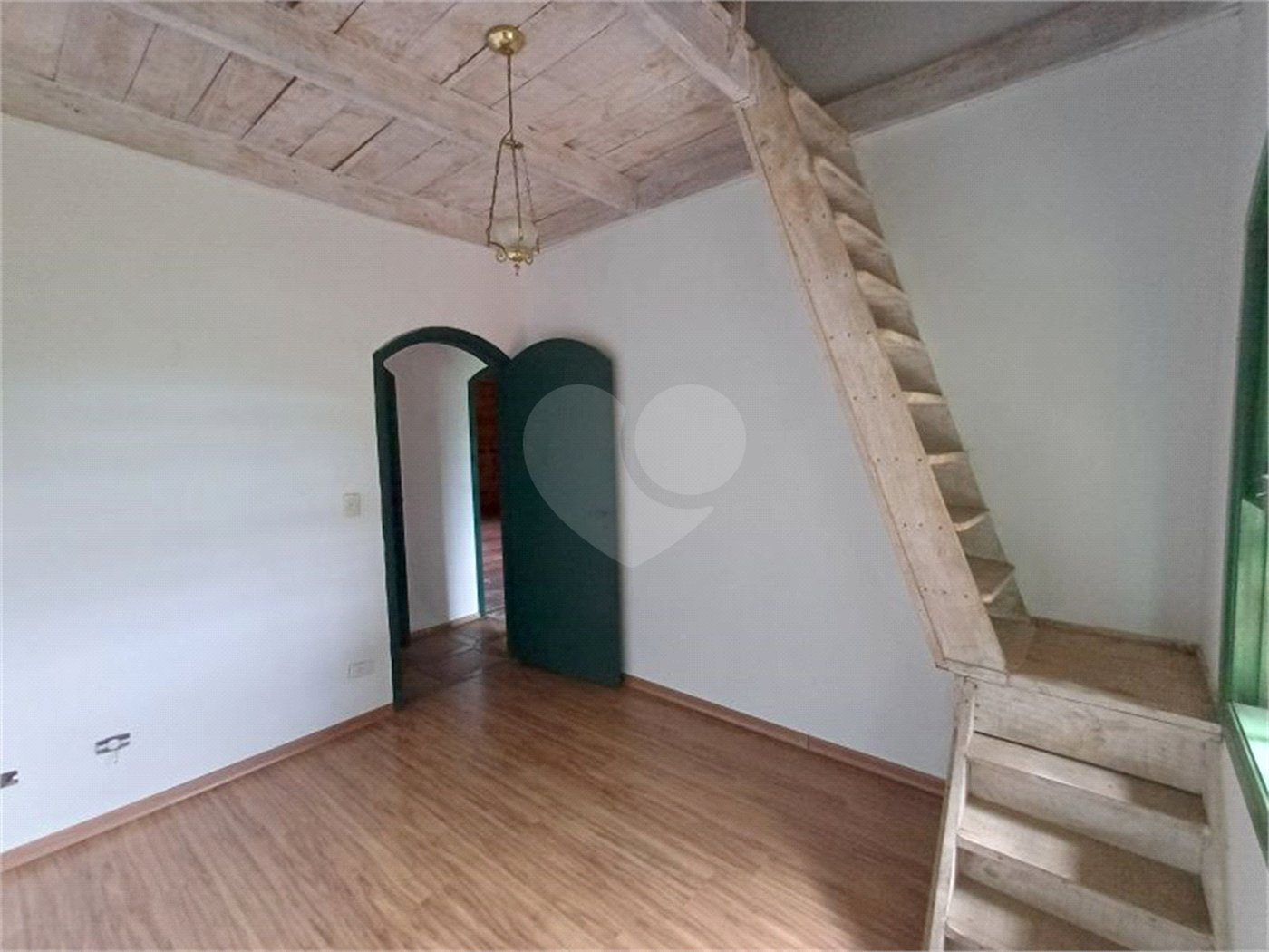 Chácara à venda com 3 quartos, sendo 1 suíte,  em Do Carmo (canguera), São Roque, SP