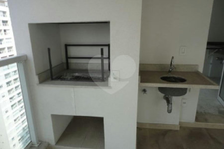 Apartamento à venda com 3 suítes em Campo Belo, São Paulo, SP
