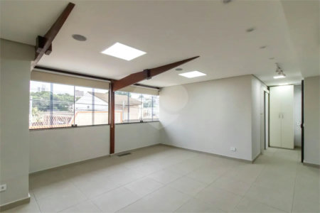 Casa à venda com 3 quartos, sendo 1 suíte, em Parque Santo Antônio, Guarulhos, SP