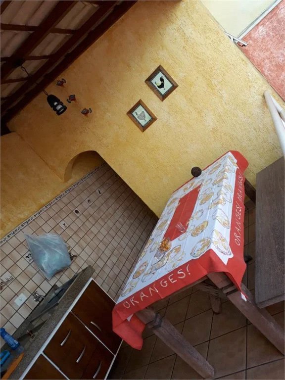Sobrado à venda com 4 quartos, sendo 1 suíte, em Rio Pequeno, São Paulo, SP