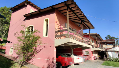 Casa à venda com 4 quartos, sendo 1 suíte,  no condomínio Chacarás Bela Vista, Mairiporã - SP