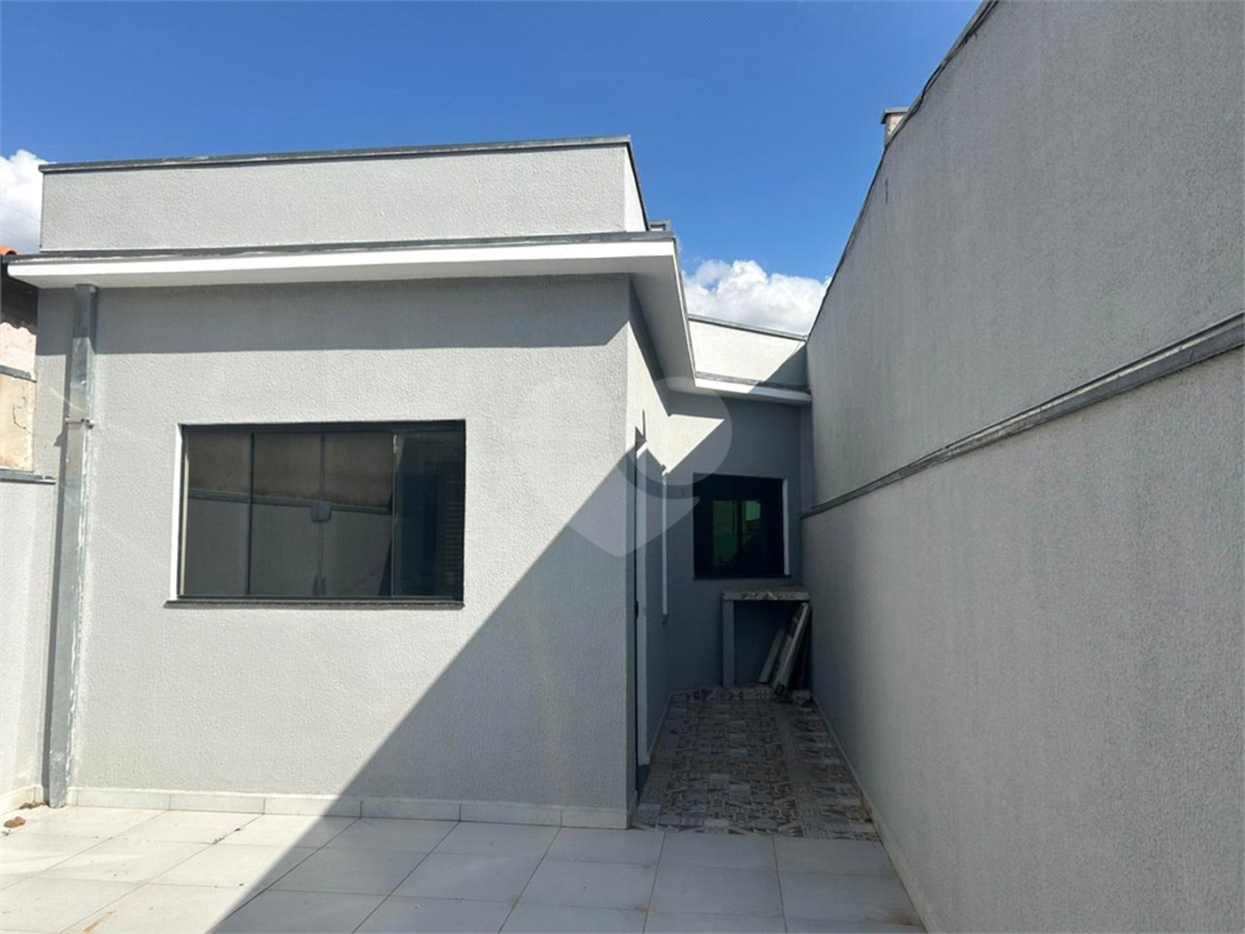 Casa à venda com 2 quartos, sendo 1 suíte, em Vila Santana, Itapetininga, SP