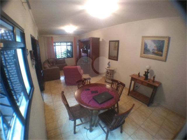 Sobrado à venda com 4 quartos, sendo 2 suítes,  em Jabaquara, São Paulo, SP