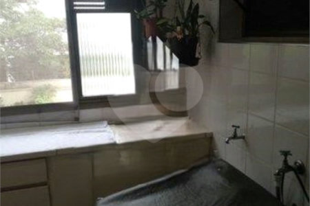 Apartamento à venda com 3 quartos, sendo 1 suíte,  em Vila Butantã, São Paulo, SP
