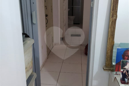 Apartamento à venda com 2 quartos, sendo 1 suíte, no Centro, São Paulo, SP