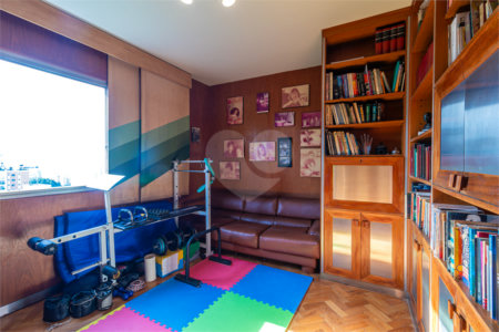 Apartamento à venda com 4 quartos, sendo 1 suíte,  em Brooklin, São Paulo, SP