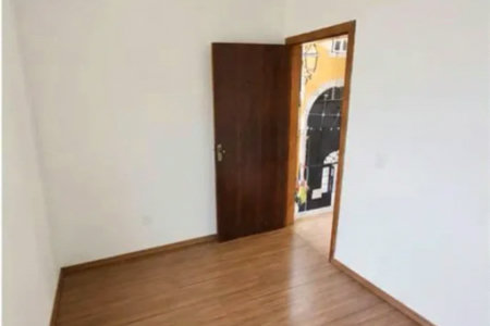 Sobrado à venda com 2 quartos em Jardim San Ressore (caucaia do Alto), Cotia, SP