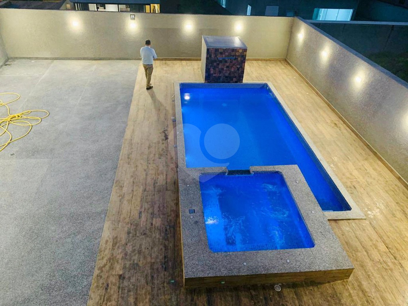Casa à venda com 4 quartos, sendo 2 suítes,  no condomínio Aruã Brisas Ii, Mogi das Cruzes - SP