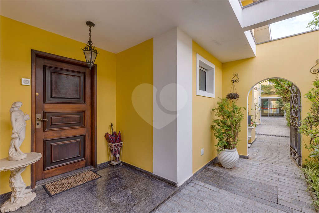 Casa à venda com 4 suítes em Alto da Boa Vista, São Paulo, SP