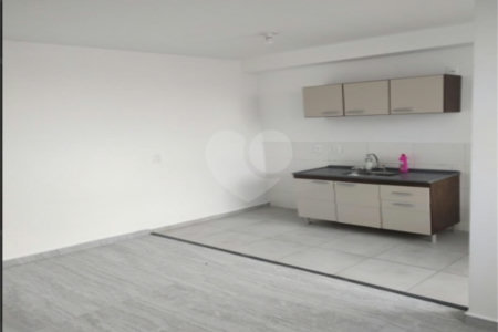 Apartamento à venda com 2 quartos em Guaiaúna, São Paulo, SP