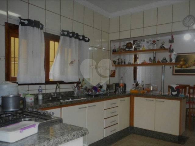 Sobrado à venda com 3 quartos, sendo 1 suíte,  em Campo Grande, São Paulo, SP