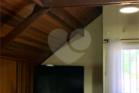 Casa Térrea à venda com 3 quartos, sendo 1 suíte, em Alpes D'ouro, Bom Jesus dos Perdões, SP