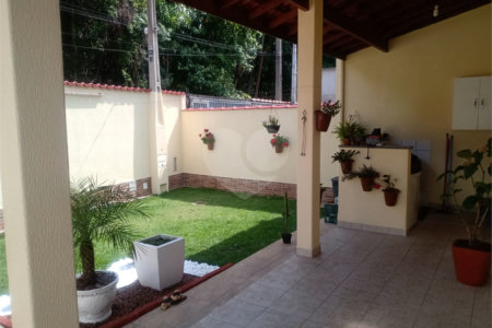 Casa à venda com 3 quartos, sendo 1 suíte, em Gabriel Piza, São Roque, SP
