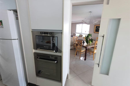 Apartamento à venda com 3 suítes em Santa Teresinha, São Paulo, SP