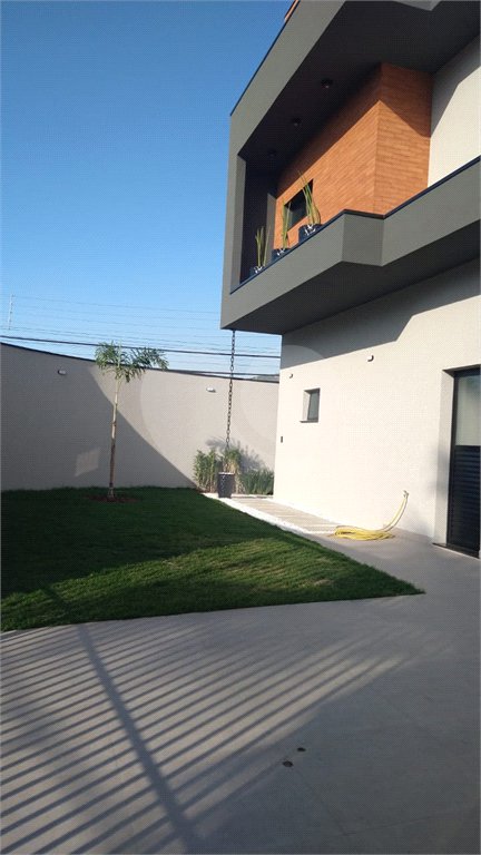 Casa à venda com 3 quartos, sendo 2 suítes, em Nova Gardênia, Atibaia, SP