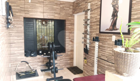 Casa Térrea à venda com 3 quartos, sendo 1 suíte,  em Jardim Marisa, São Paulo, SP