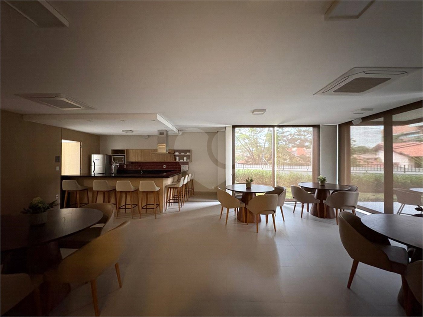 Apartamento à venda com 3 quartos, sendo 1 suíte,  em Jardim Faculdade, Sorocaba, SP