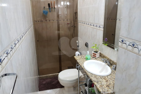 Casa de Vila à venda com 4 quartos, sendo 3 suítes,  em Tijuca, Rio de Janeiro, RJ