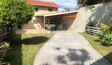 Casa à venda com 3 quartos, sendo 2 suítes, em Jardim do Lago, Atibaia, SP