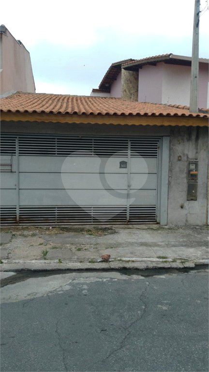 Casa à venda com 1 quarto em Água Vermelha, Poá, SP