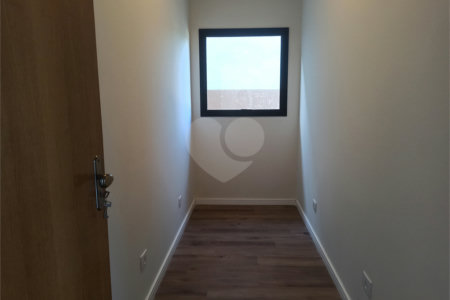 Casa à venda com 3 quartos, sendo 1 suíte, no condomínio Buona Vita, Atibaia - SP