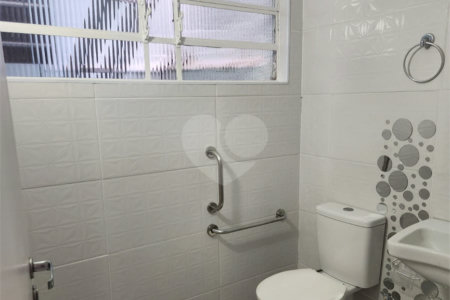 Casa para alugar com 5 quartos, sendo 1 suíte, em Vila Ipojuca, São Paulo, SP