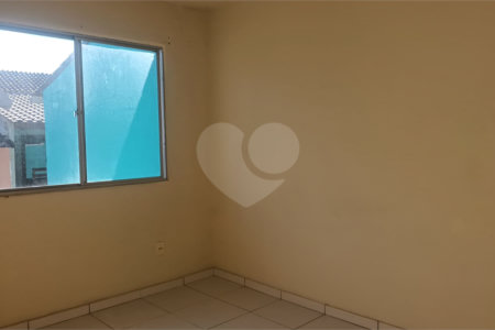 Casa à venda com 2 quartos em Campo Grande, Rio de Janeiro, RJ