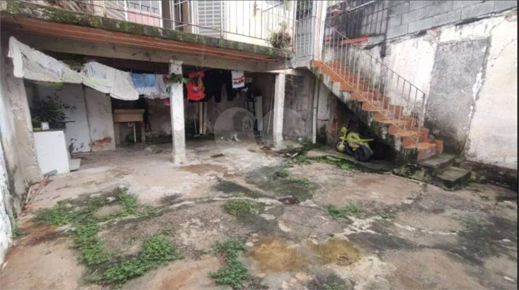 Casa à venda com 2 quartos, sendo 1 suíte, em Cidade Edson, Suzano, SP