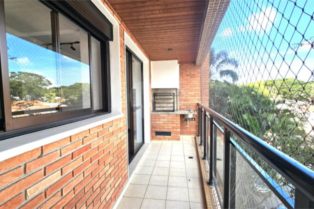 Apartamento para alugar com 3 quartos, sendo 1 suíte, em Alto da Boa Vista, São Paulo, SP