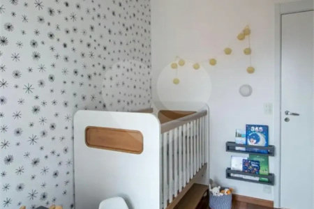 Apartamento à venda com 2 quartos, sendo 1 suíte, em Mirandópolis, São Paulo, SP
